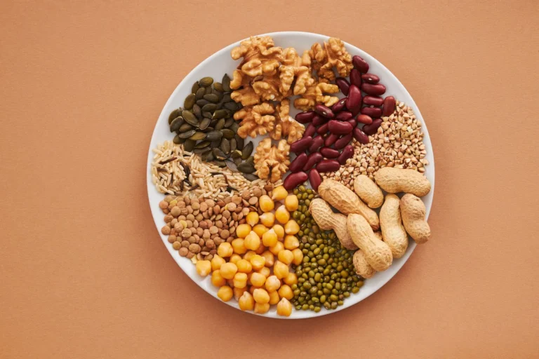 What are natural methods to control blood sugar?